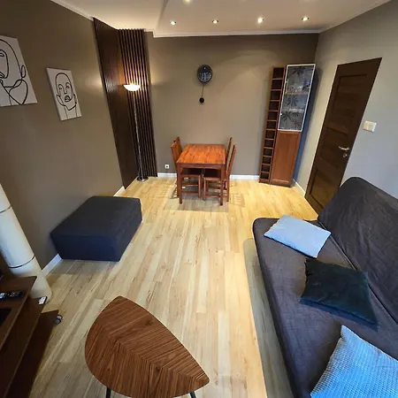 Poza Zgiełkiem Miasta, A Jednak Wszystko W Zasięgu *