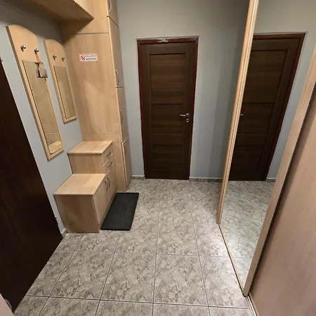 Poza Zgiełkiem Miasta, A Jednak Wszystko W Zasięgu *