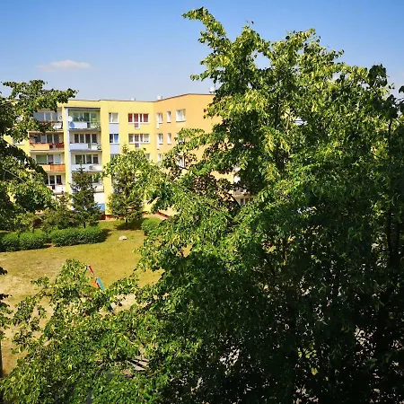 Poza Zgielkiem Miasta, A Jednak Wszystko W Zasiegu Appartement