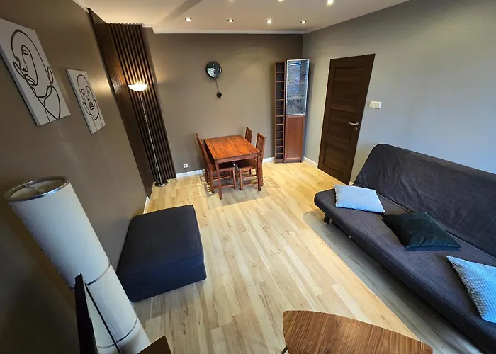 Poza Zgielkiem Miasta, A Jednak Wszystko W Zasiegu