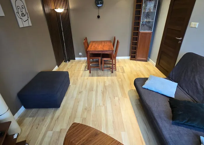 Lägenhet Poza Zgielkiem Miasta, A Jednak Wszystko W Zasiegu *